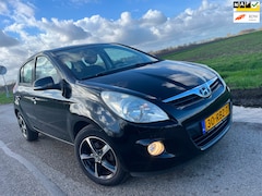 Hyundai i20 - 1.2i i-Motion / 100.000km nap 2011