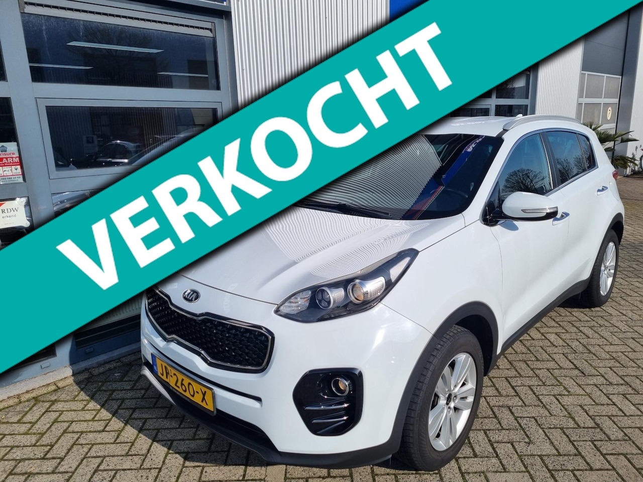 Kia Sportage - 1.6 GDI First Edition | navi | trekhaak | camera - AutoWereld.nl