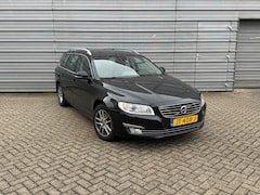 Volvo V70 - T4 190PK Polar+ | Schuifdak | Trekhaak | Parkeerverw. | Estate Line