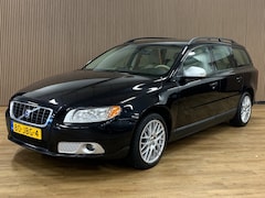 Volvo V70 - 2.0 Kinetic|Climate Control|Navigatie|