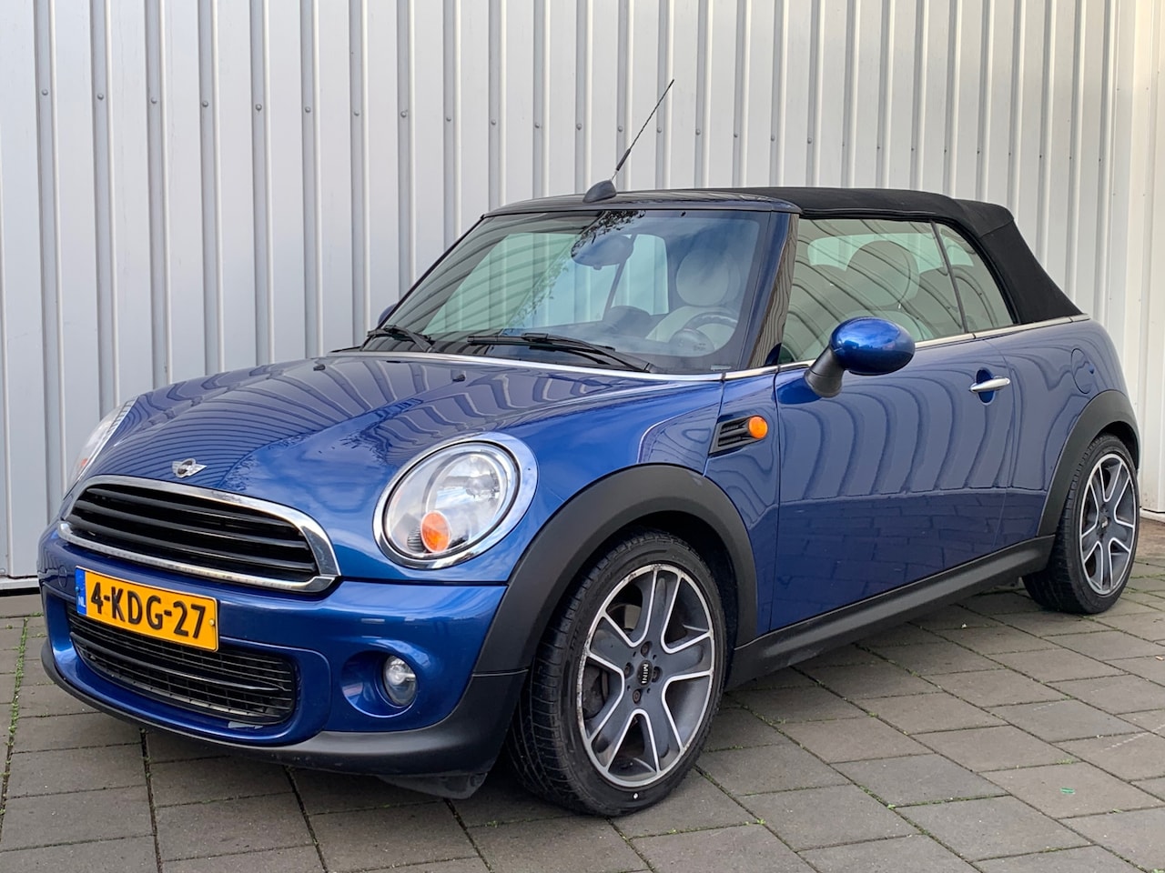 MINI Cabrio - Mini 1.6 One Businessline|Navigatie|Fietsendrager|Airco| - AutoWereld.nl