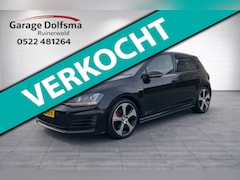 Volkswagen Golf - 2.0 GTI-PANO-LEER-CAMERA-18"-Fender sound