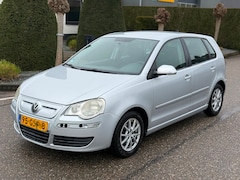 Volkswagen Polo - 1.4 TDI Trendline BlueMotion 2008 Airco