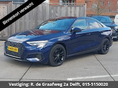 Audi A3 Limousine - 35 TFSI Black Business Edition | Navigatie | Parkeersensoren |