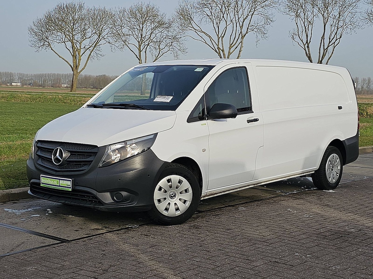 Mercedes-Benz Vito - 116 CDI Lang L3 Automaat Navi Airco Cruise Control Camera PDC Achterdeuren - AutoWereld.nl
