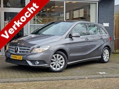 Mercedes-Benz B-klasse - 200 Ambition PANO / LEDER / NAVI / CRUISE