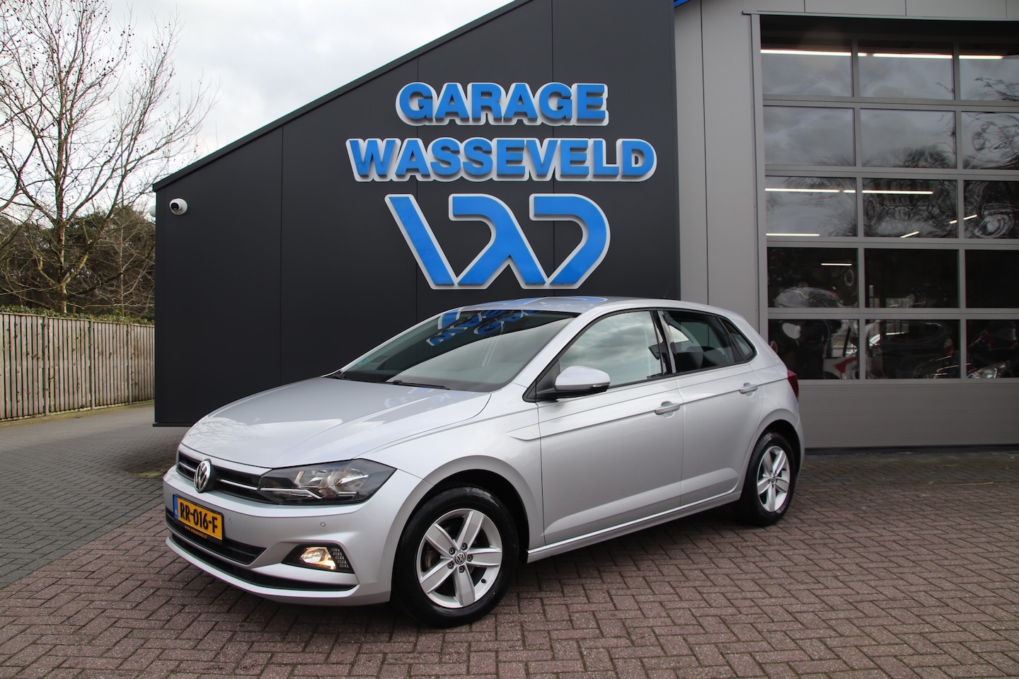 Volkswagen Polo - 1.0 TSI NL Comfortline ACC/Carplay/Trekhaak/Park.sens - AutoWereld.nl