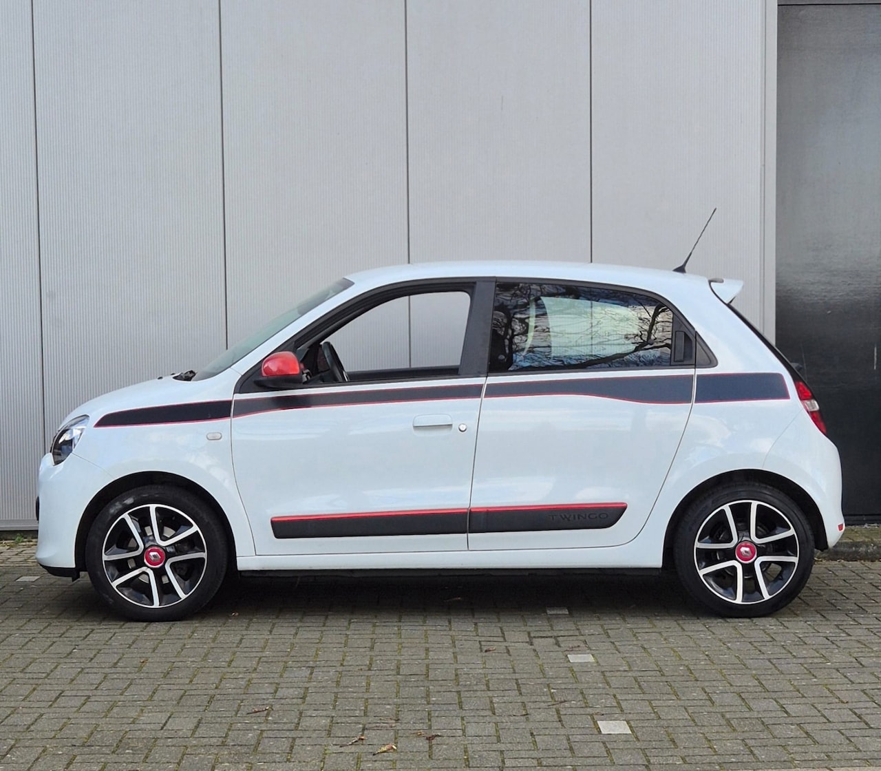 Renault Twingo - 0.9 TCe Dynamique Luxe Uitvoering / Airco / Audio / Cruise / Achteruitrij camera / Org. NL - AutoWereld.nl