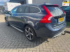 Volvo V60 - 2.4 D6 AWD Plug-In Hybrid Summum Garantie