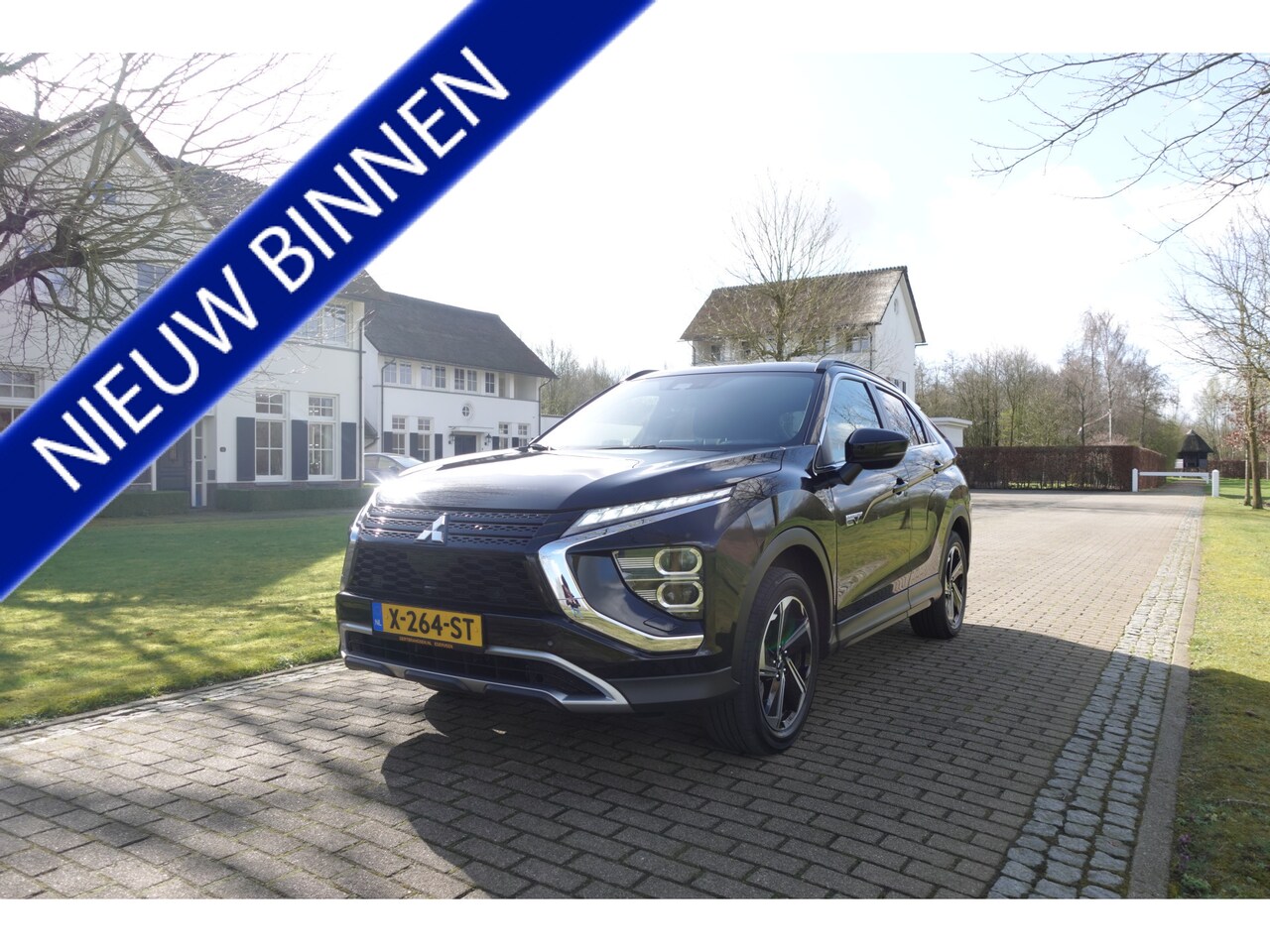 Mitsubishi Eclipse Cross - 2.4 PHEV Instyle | BTW | Stoelverwarming | CarPlay | - AutoWereld.nl