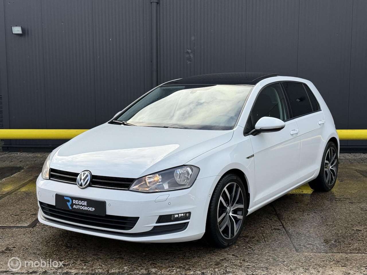 Volkswagen Golf - 1.2 TSI CUP Edition PANORAMADAK - AutoWereld.nl