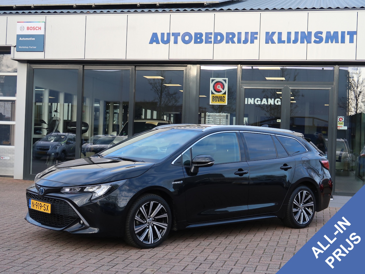 Toyota Corolla Touring Sports - 1.8 Hybrid Business Plus | trekhaak | stoelverw | 17 inch | - AutoWereld.nl