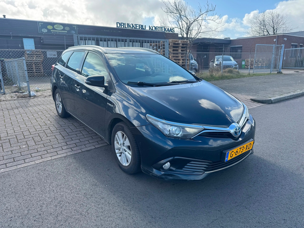 Toyota Auris Touring Sports - 1.8 Hybrid/BENZIN XENON/NAVI/CAMERA - AutoWereld.nl