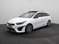 Kia Cee'd Sportswagon - Ceed 1.5 T-GDi GT-PlusLine Automaat | Trekhaak | All Season | Pano Dak | Camera | Electr.