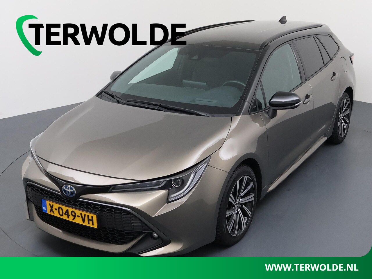 Toyota Corolla Touring Sports - 1.8 Hybrid Premium | Adapt. Cruise | Parkeercamera | Stoel- & Stuurverw. | - AutoWereld.nl