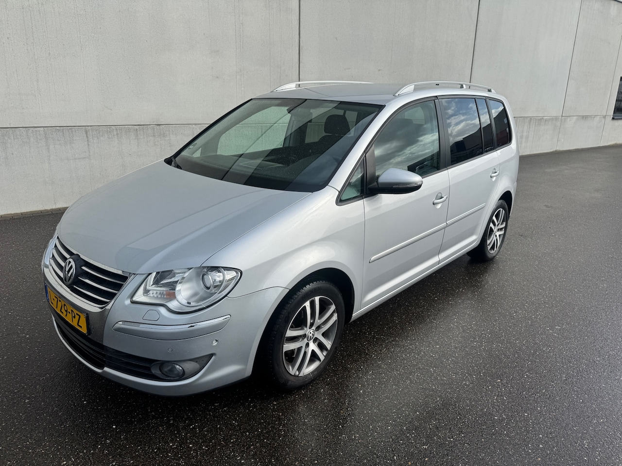 Volkswagen Touran - 1.4 TSI Highline Automaat - AutoWereld.nl