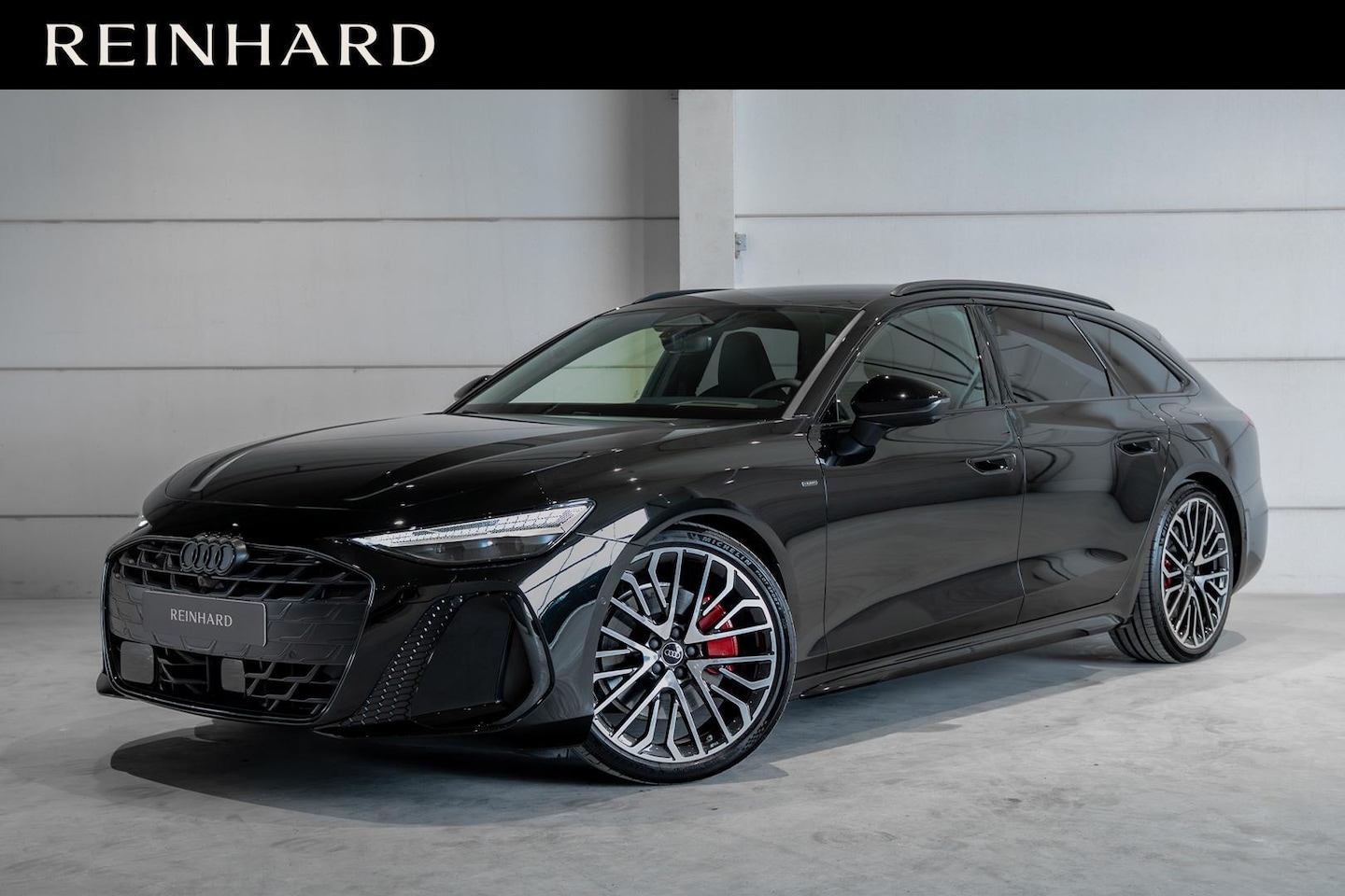 Audi A6 Avant - Competition / Tech Pro / Luchtvering / Pano / Trekhaak / SOH 100% / Fabr. Garantie - AutoWereld.nl