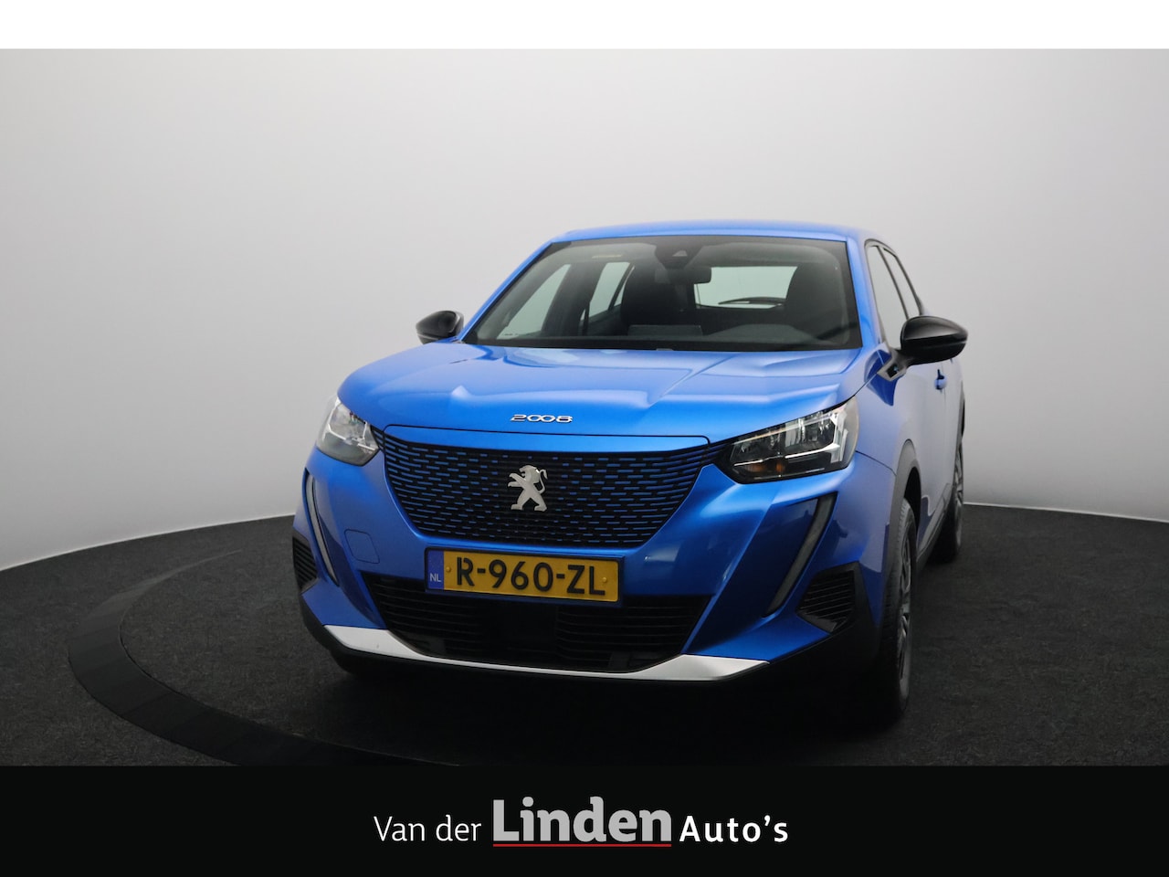Peugeot e-2008 - EV Active 50 kWh 3-Fase SOH 96,7% | Stoelverwarming | Navigatie | Carplay&Android - AutoWereld.nl