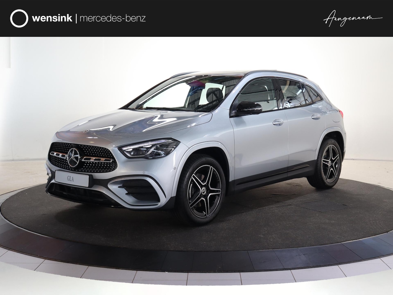 Mercedes-Benz GLA-Klasse - 250e Business Solution AMG | Trekhaak | Panoramaschuifdak | 360 Camera | Dodehoekassistent - AutoWereld.nl