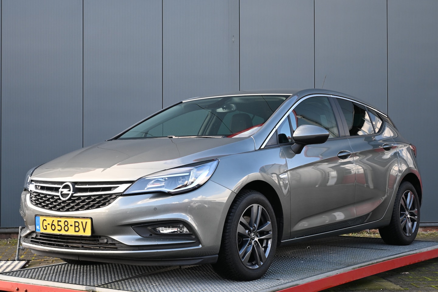 Opel Astra - 1.0 Turbo 120 Jaar Edition climate contr0l - AutoWereld.nl