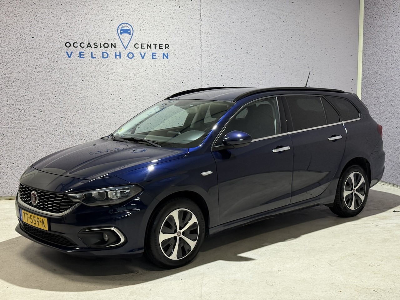 Fiat Tipo Stationwagon - 1.6 MultiJet 16v Business Lusso // TREKHAAK // LEDER // CAMERA - AutoWereld.nl