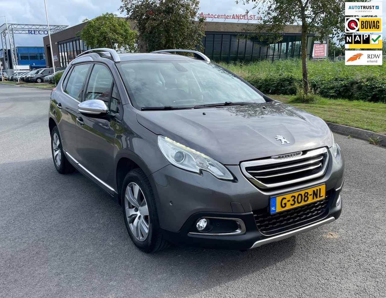 Peugeot 2008 - 1.2 PureTech Active 1.2 PureTech Active, Cruise, Pdc, Navi, Lmv, Half leder, Climate control, Goed oh, Mooie k - AutoWereld.nl