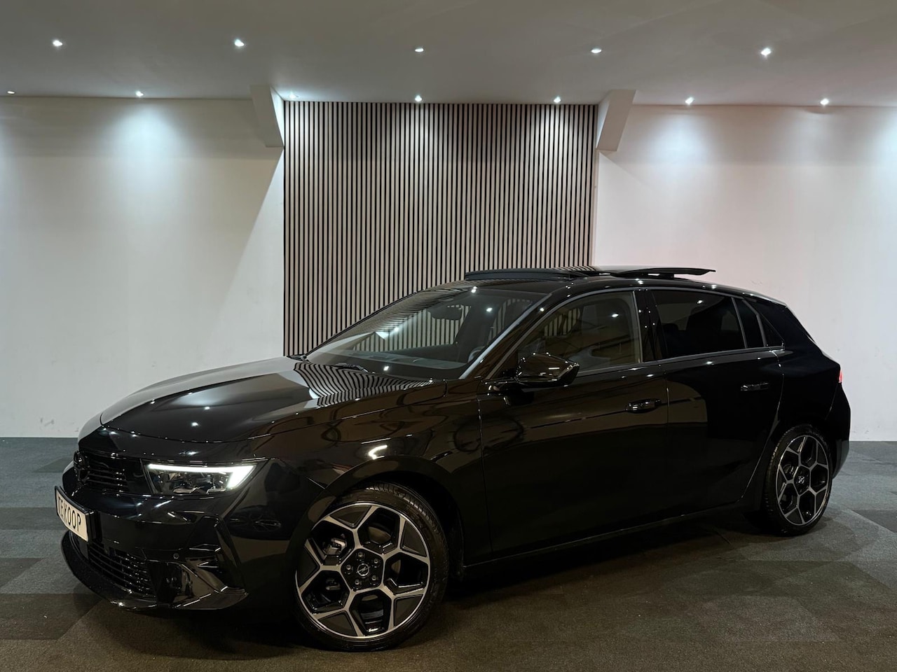 Opel Astra - Opel Astra 1.2 Turbo GS 2025 PANO 360' MEMORY MATRIX LED - AutoWereld.nl