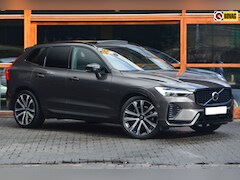 Volvo XC60 - T6 Hybride AWD Plus Dark LONG RANGE | Luchtvering | Panoramadak | Trekhaak | Camera | Stoe
