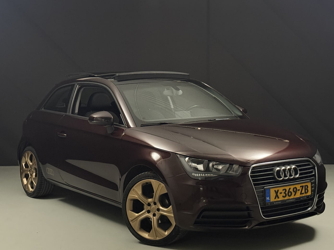 Audi A1 - 1.2 TFSI Pro Line S SIGNATURE EDITION *Pano*Heatseat* - AutoWereld.nl
