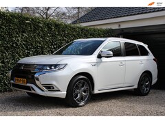 Mitsubishi Outlander - 2.4 PHEV S-Edition | Full options