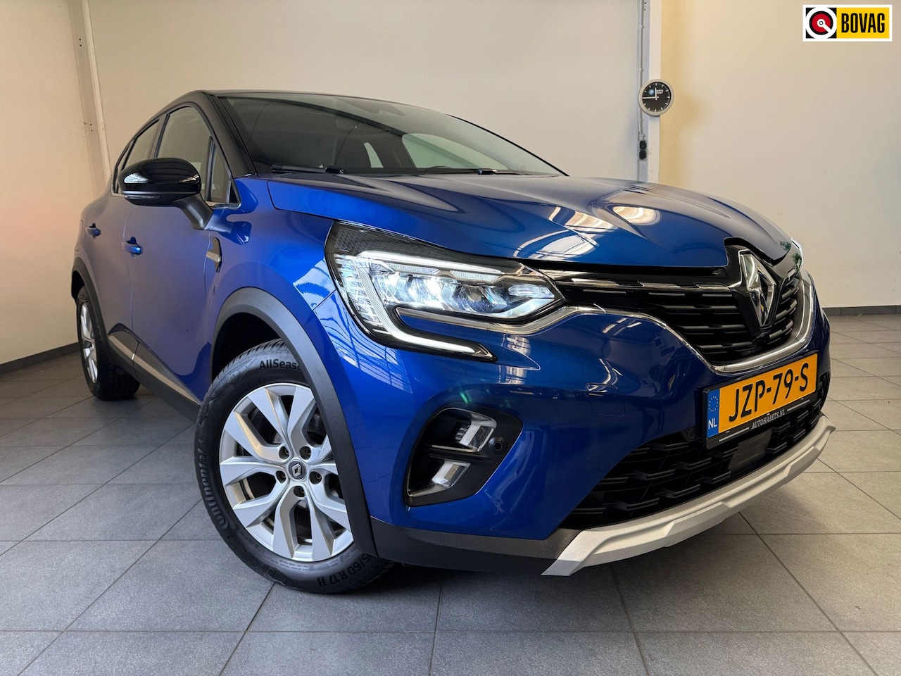 Renault Captur - 1.3 TCe 130/Panodak/Groot Navi/stoelverw/cruise/Bi-tone kleur/Ledverl - AutoWereld.nl