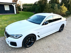 BMW 5-serie - 530e High Executive M Sport 292 pk Facelift |Laser|1e Eigenaar