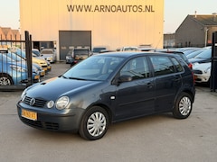 Volkswagen Polo - 1.2-12V 5 DEURS, AIRCO, NIEUWE KOPPELINGSSET, ELEK-RAMEN, RADIO-CD-MP3-USB, AIRBAGS, CENT