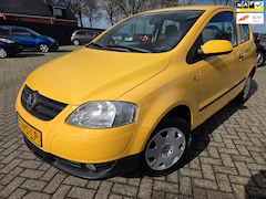 Volkswagen Fox - 1.4 Trendline 2005. CV/Elektrische ramen/Mistlampen etc. APK 03-2027