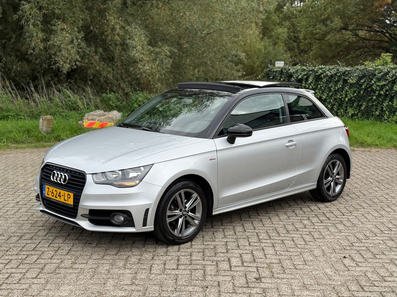 Audi A1 - 1.2 TFSI Admired S-LINE I PDC I ZEER MOOI I VOLL ONDH - AutoWereld.nl
