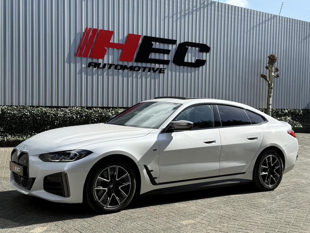 BMW i4 - M50 High Executive 544pk HK|360|PANO|M - AutoWereld.nl