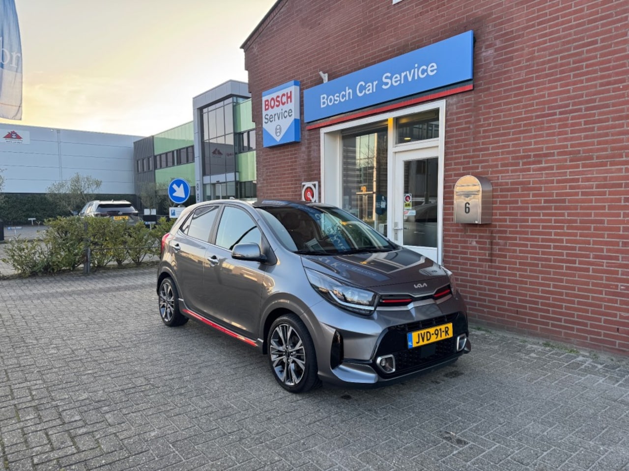 Kia Picanto - 1.2 62kW GT-Line 5-drs - AutoWereld.nl