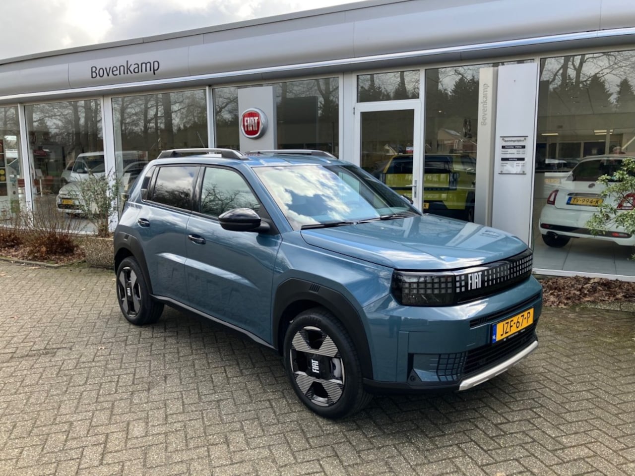 Fiat Grande Panda - 1.2 110 Hybrid La Prima/Winterpack - AutoWereld.nl