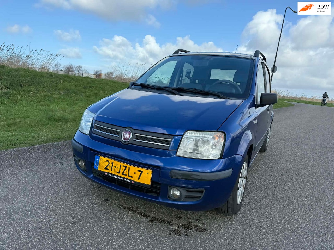 Fiat Panda - 1.2 Emotion 2009 ! met airco distributie vervangen nw apk en garantie! - AutoWereld.nl