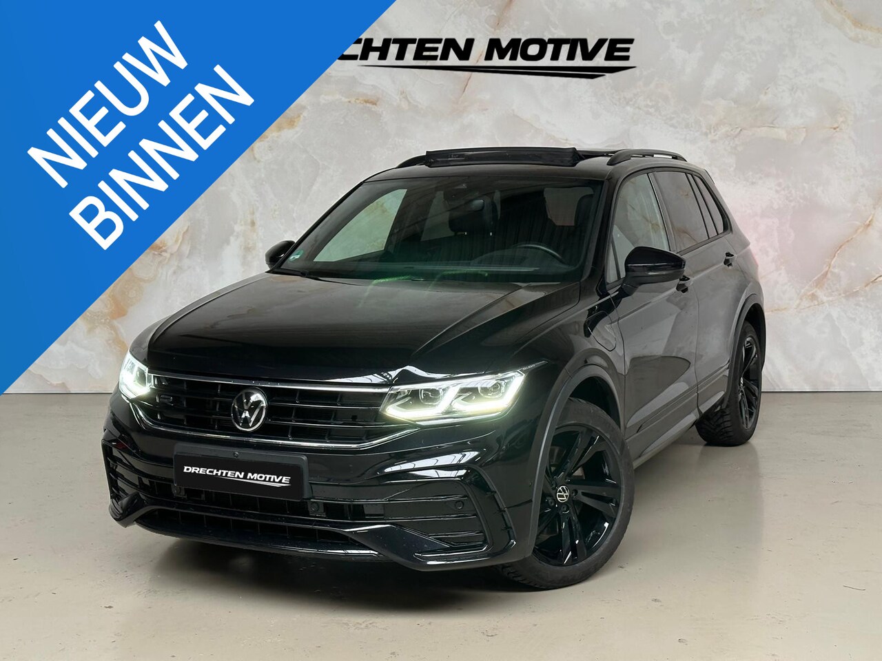 Volkswagen Tiguan - 1.4 TSI eHybrid R-Line / Pano / Leder / 360 / - AutoWereld.nl