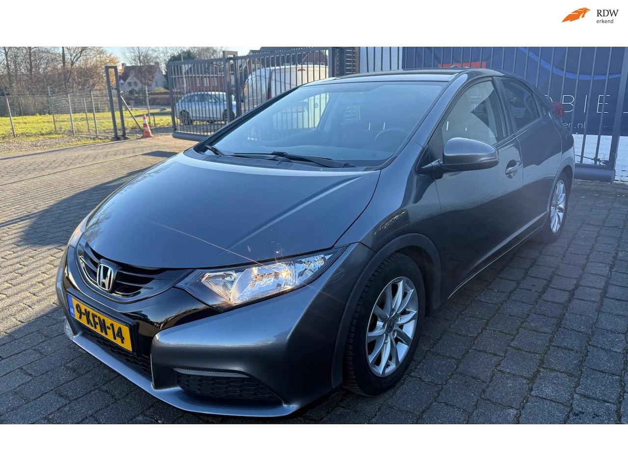 Honda Civic - 1.4 Comfort / AIRCO / ELEKTRISCHE RAMEN / TREKHAAK / NAP!! - AutoWereld.nl