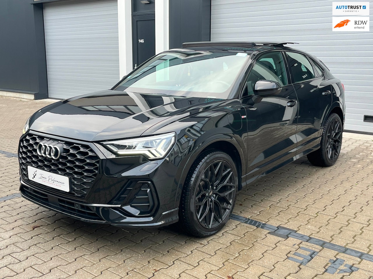 Audi Q3 Sportback - 45 TFSI e S Edition - Pano - 360° Camera - AutoWereld.nl