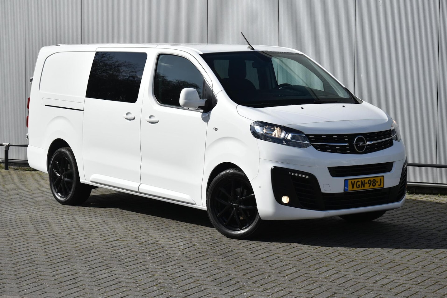Opel Vivaro - bestel 2.0 CDTI L3H1 DC Edition - AutoWereld.nl