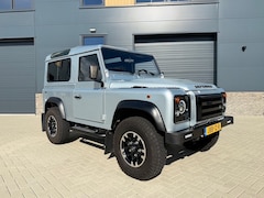 Land Rover Defender 90 - 2.0 Mpi Adventure style / Youngtimer