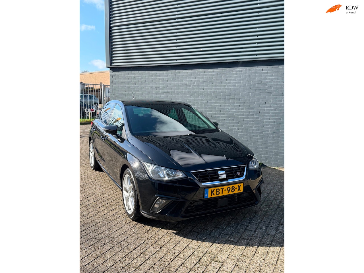 SEAT Ibiza - 1.0 TSI FR Business Intense 1.0 TSI FR Business Intense - AutoWereld.nl