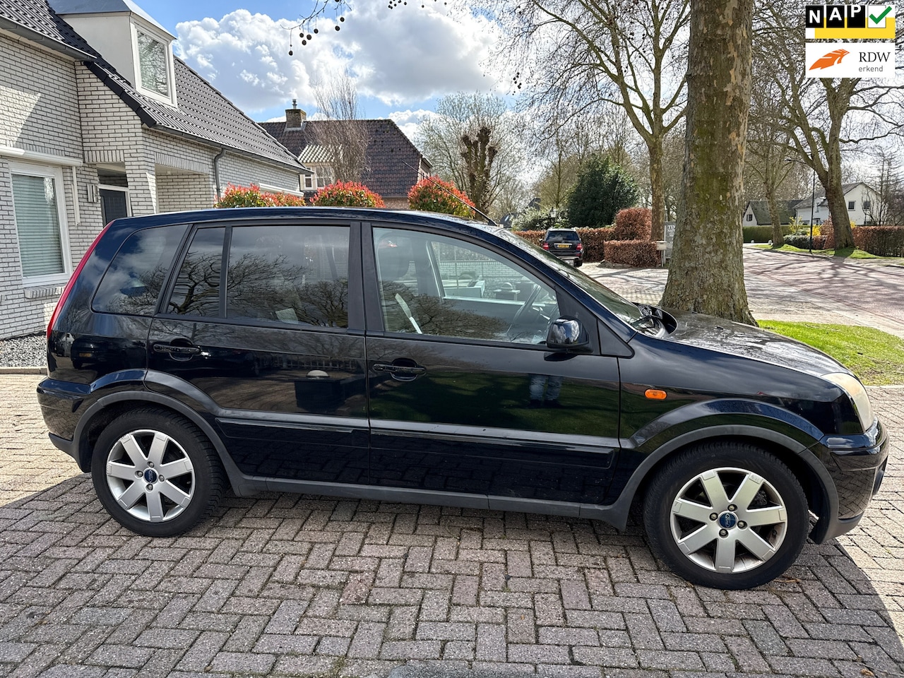 Ford Fusion - 1.6-16V Futura automaat - AutoWereld.nl