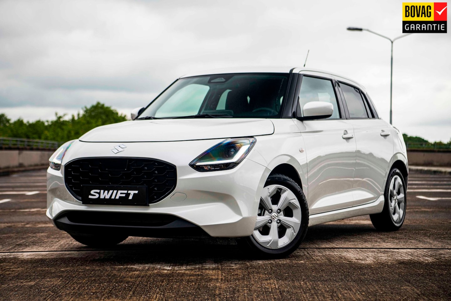 Suzuki Swift - 1.2 Select Smart Hybrid | Airco | Achteruitrijcamera | Adaptive Cruise Control |Navigatie - AutoWereld.nl