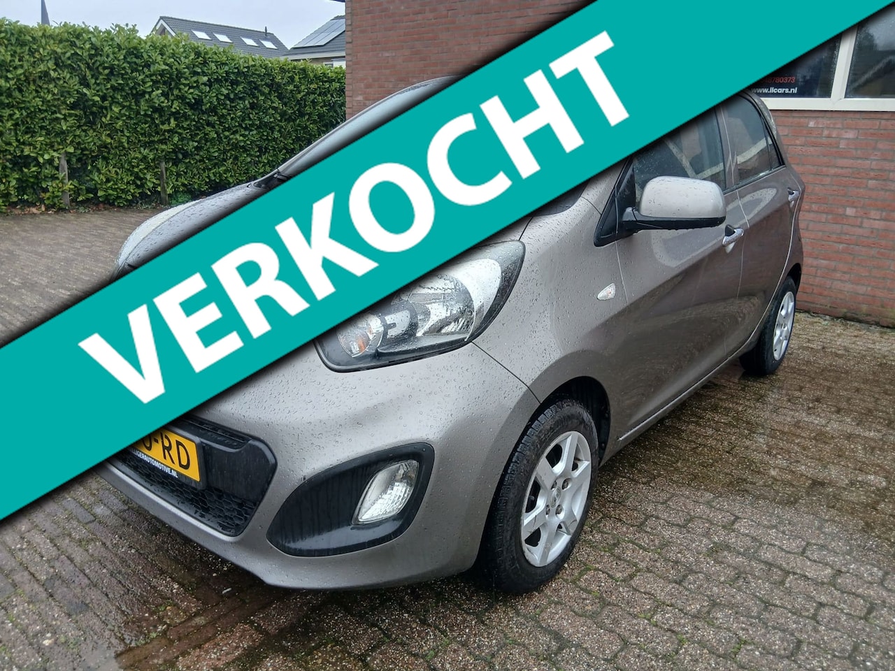 Kia Picanto - 1.0 CVVT Airco 5 drs APK 28-2-2027 elektrisch pakket velgen - AutoWereld.nl