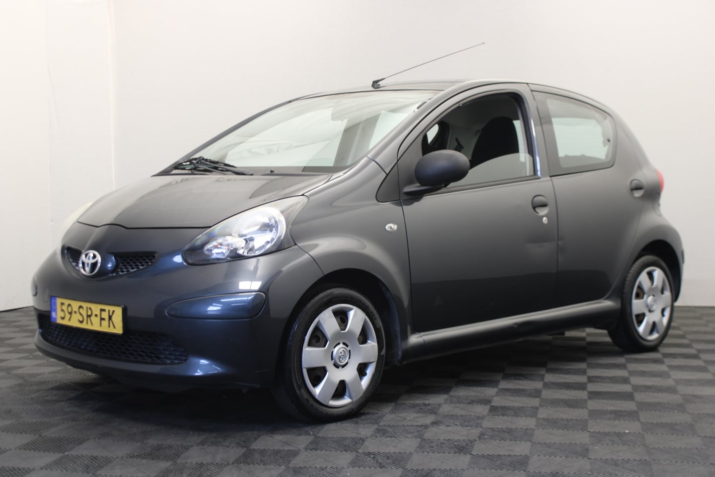 Toyota Aygo - 1.0-12V - AutoWereld.nl