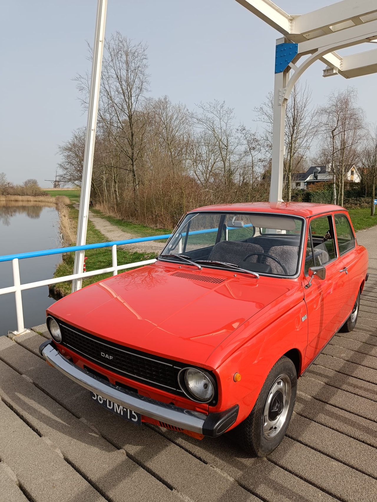 DAF 66 - de Luxe - AutoWereld.nl